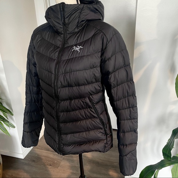 SOLD! ARCTERYX Cerium Lightweight down feather hoody jacket waterproof womens M - Picture 3 of 15